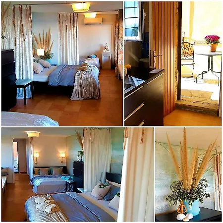 Ashram Sunshine Bed & Breakfast