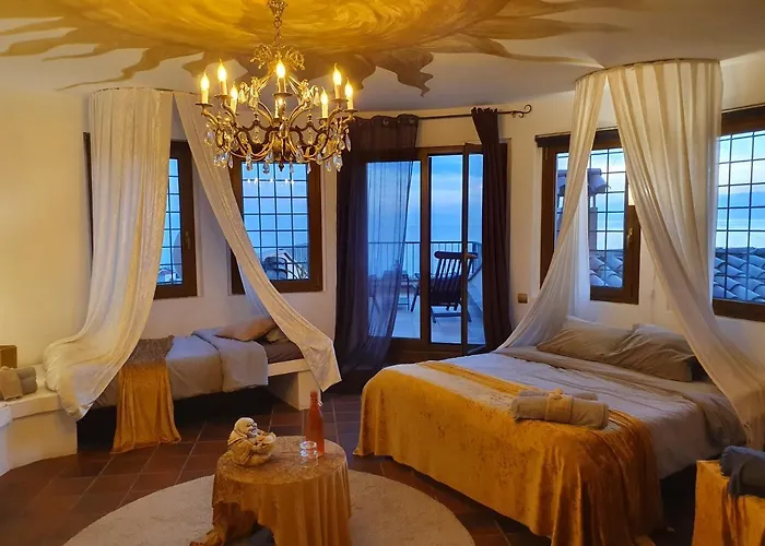 Ashram Sunshine * Сіджас