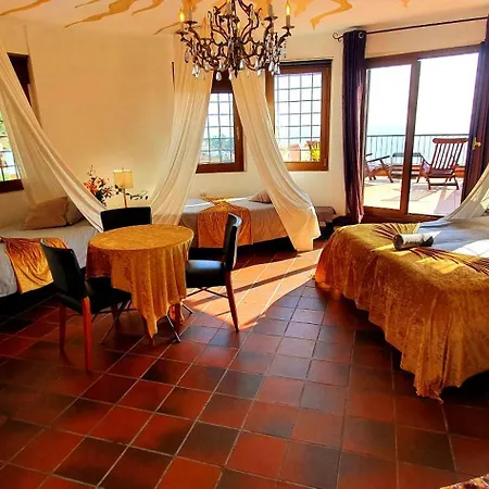 Ashram Sunshine فندق مبيت وإفطار سيدجيس