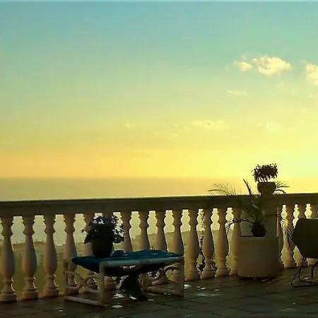 Panzió Ashram Sunshine Sitges