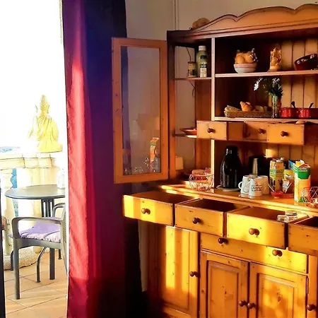 Ashram Sunshine Sitges