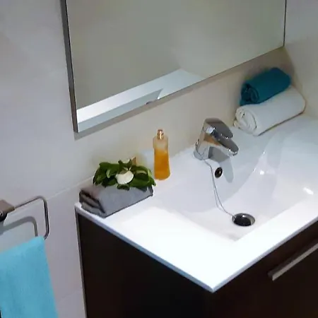 Ashram Sunshine فندق مبيت وإفطار