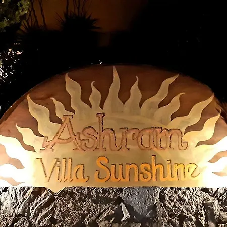 Ashram Sunshine * سيدجيس