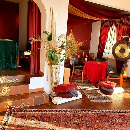 فندق مبيت وإفطار Ashram Sunshine *