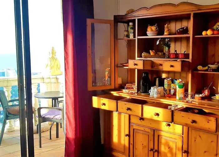 Ashram Sunshine Σίτζες