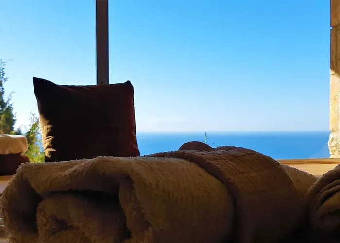 Ashram Sunshine Sitges