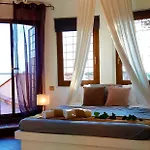 B&B Ashram Sunshine *