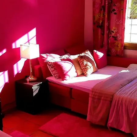 Ashram Sunshine Alojamento de Acomodação e Pequeno-almoço *