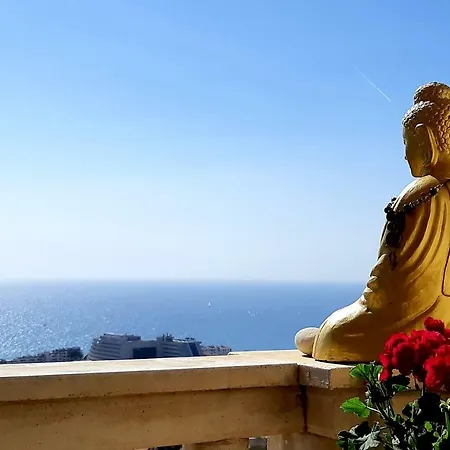 Ashram Sunshine Alojamento de Acomodação e Pequeno-almoço Sitges