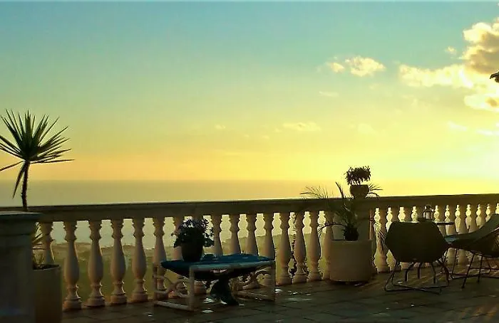 Oda ve Kahvaltı Ashram Sunshine Sitges